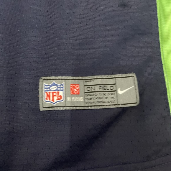 Russell Wilson Seattle Seahawks NFL Jersey Shirt Boys L Navy Blue On Field Nike - Picture 2 of 4